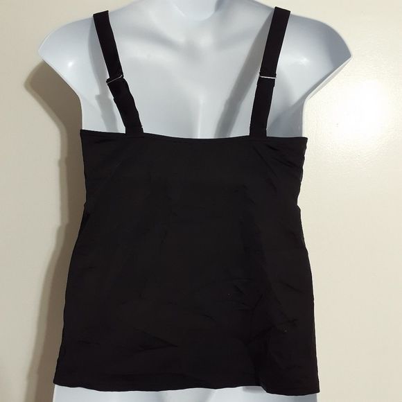 Swimsuits For All Black Scoopneck Tankini Swim Top SIZE 8 NWT - Picture 2 of 8